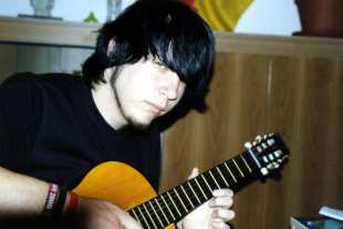 http://www.gothicinfo.de/photos/09_edit_01_295086.jpg