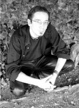 http://www.gothicinfo.de/photos/IMAG0020_5331065.jpg