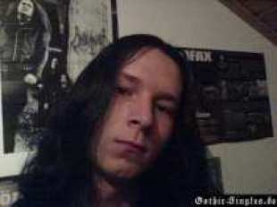 http://www.gothicinfo.de/photos/Ich_4421747_31052_9119593.jpg