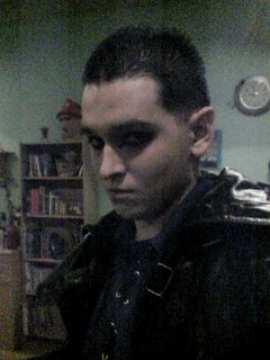 http://www.gothicinfo.de/photos/bild1_6312443.jpg
