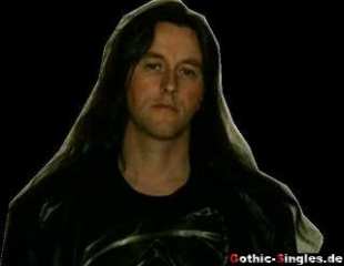 http://www.gothicinfo.de/photos/mich_was_mehr_8403357_4987582.jpg