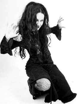 http://www.gothicinfo.de/profiles/andrea.jpg
