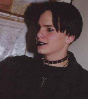 http://www.gothicinfo.de/profiles/mannon.jpg